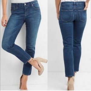 Gap Real Straight Fit ankle jeans size 14, 32x28”